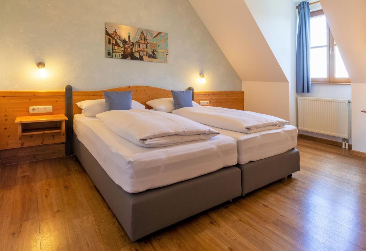 Hotel Am Schwanberg Rödelsee Extérieur photo
