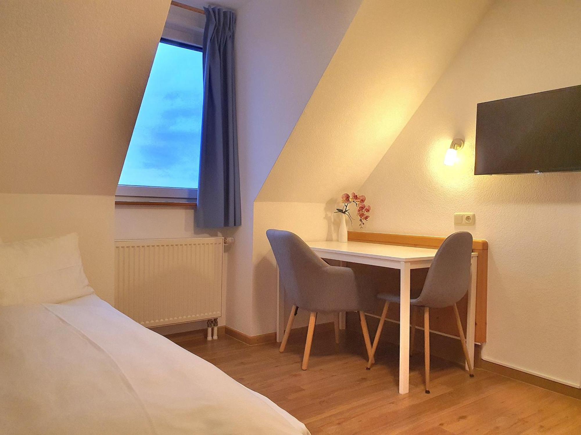 Hotel Am Schwanberg Rödelsee Extérieur photo