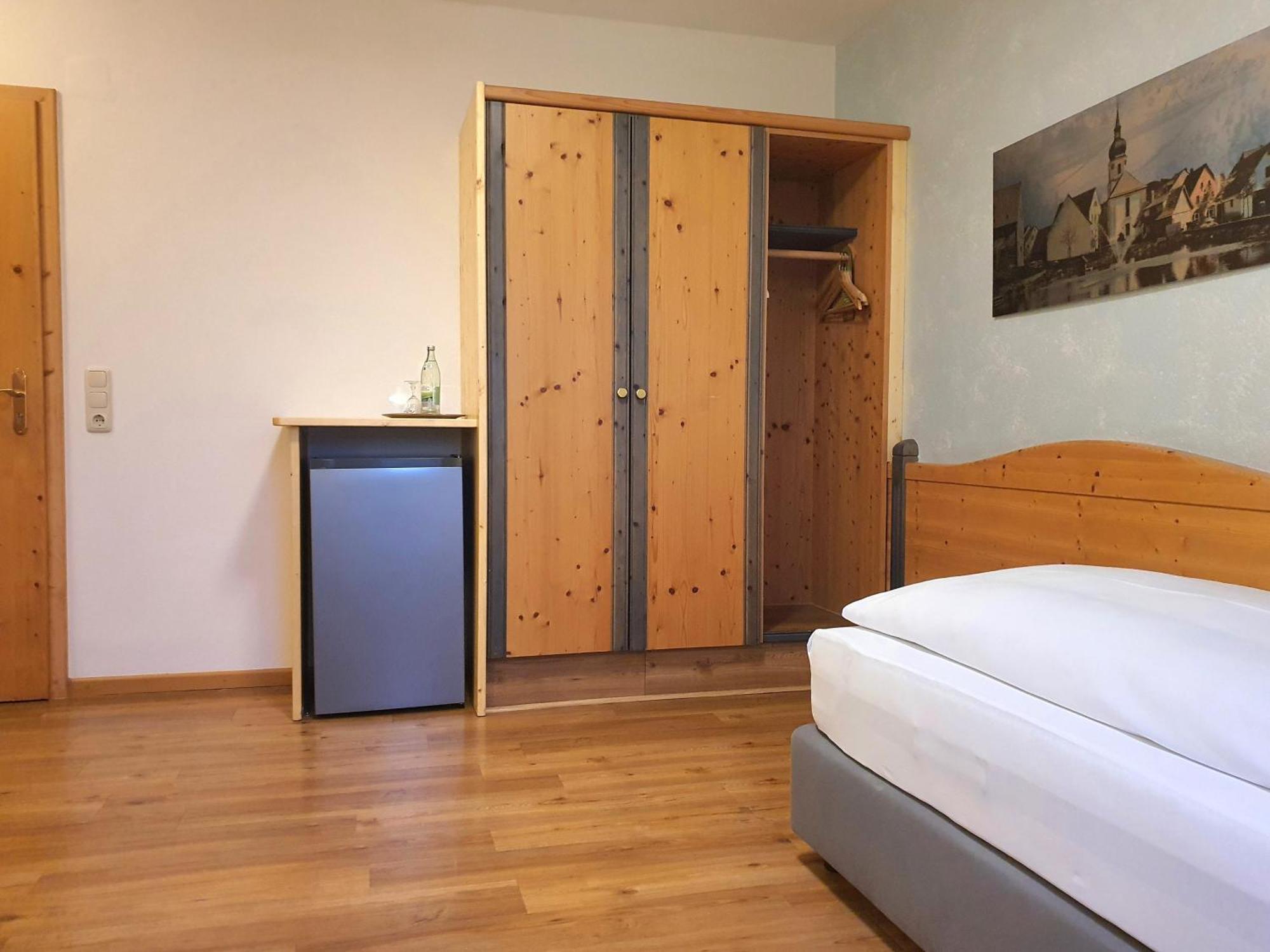 Hotel Am Schwanberg Rödelsee Extérieur photo